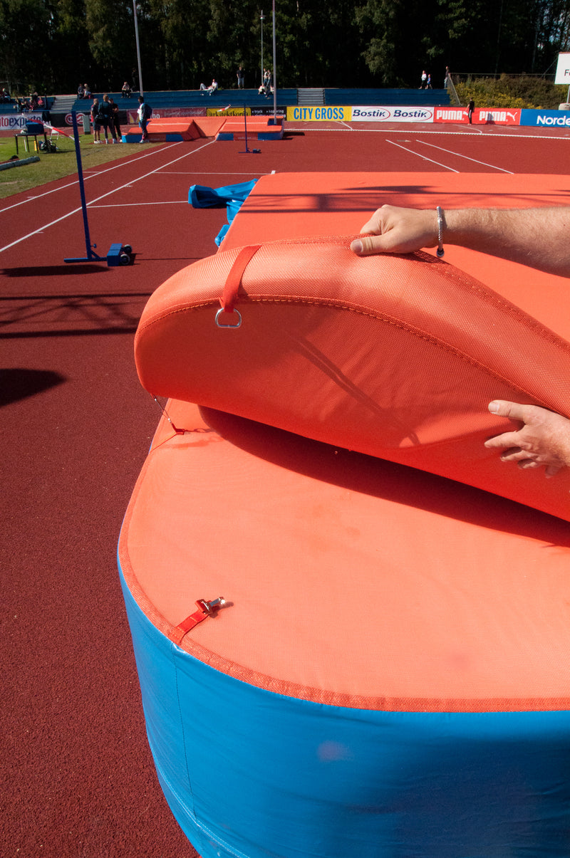 High Jump Pit Competition 2 - High Jump Nordic Sport